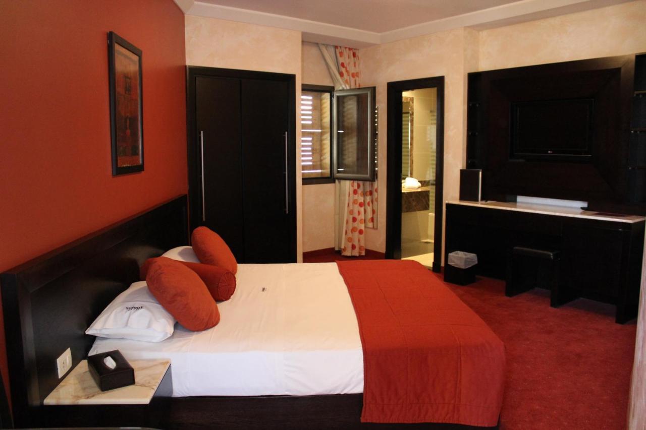 Sunrise Hotel Jounieh Esterno foto