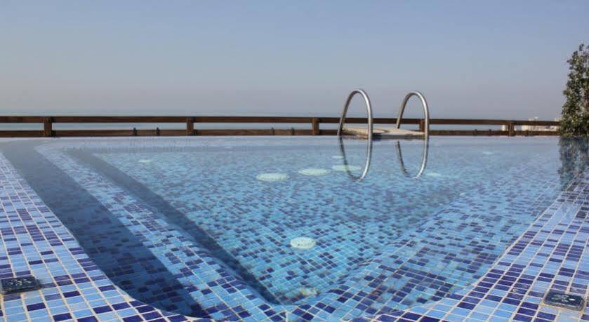 Sunrise Hotel Jounieh Esterno foto