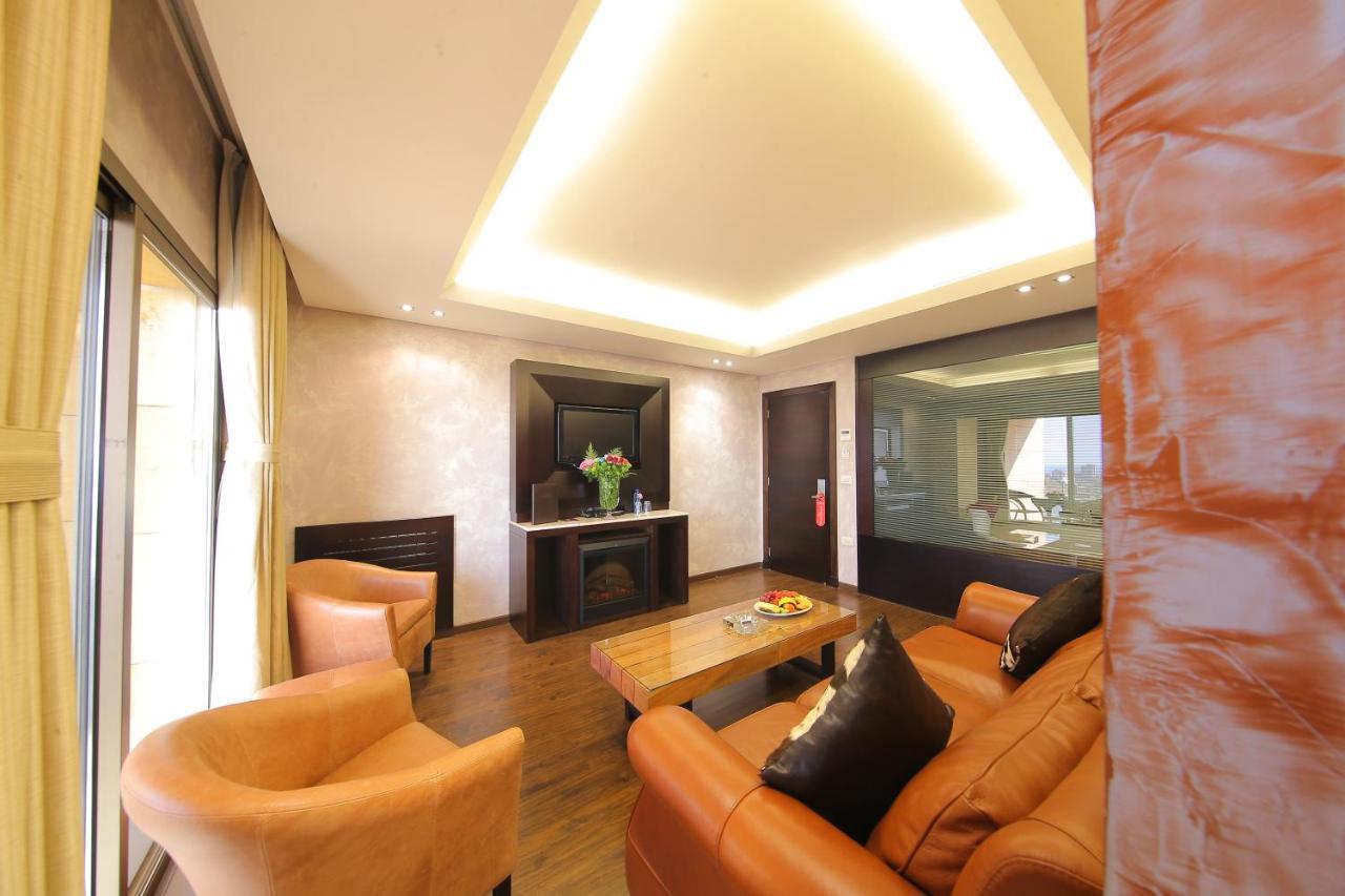 Sunrise Hotel Jounieh Esterno foto