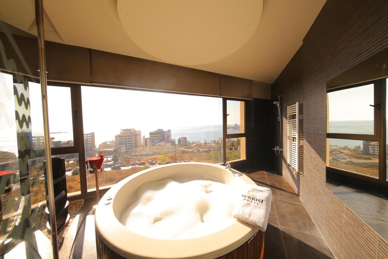 Sunrise Hotel Jounieh Esterno foto
